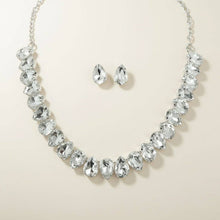 Load image into Gallery viewer, Silver Teardrop Crystals Gemstone Collar Necklace