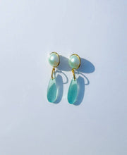 Load image into Gallery viewer, Ocean Blue Pearl Ear Candy