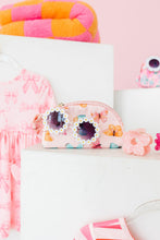 Load image into Gallery viewer, Butterfly Kisses Belt Bag