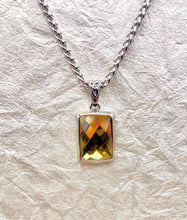 Load image into Gallery viewer, Multi Faceted Crystal Chartreuse Necklace