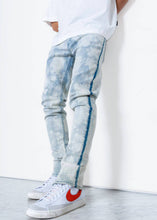 Load image into Gallery viewer, Cloud Washed Denim
