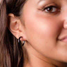 Load image into Gallery viewer, Skinny Perfect Hoop Earrings