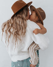 Load image into Gallery viewer, Bordeaux Flat Brim Hats