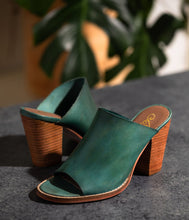 Load image into Gallery viewer, Hallie Heeled Sandal in Teal