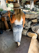 Load image into Gallery viewer, Denim Goddess
