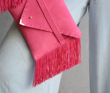 Load image into Gallery viewer, Medusa Clutch - Fuchsia